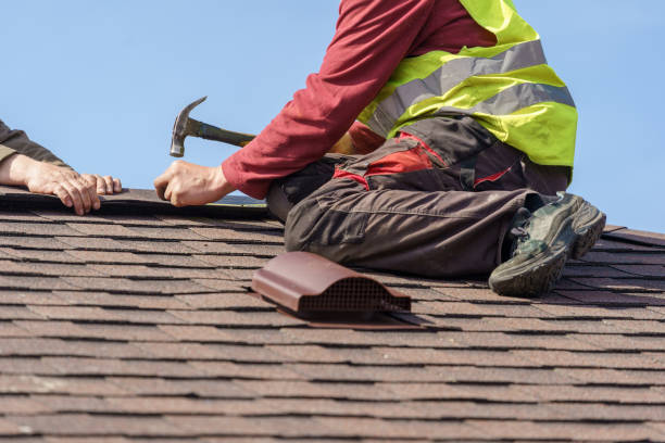 Quick and Trustworthy Emergency Roof Repair Services in Centerville, IA