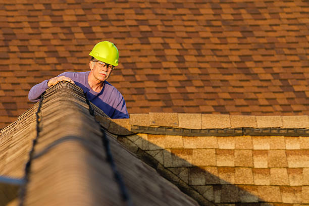 Best Roof Maintenance Services  in Centerville, IA